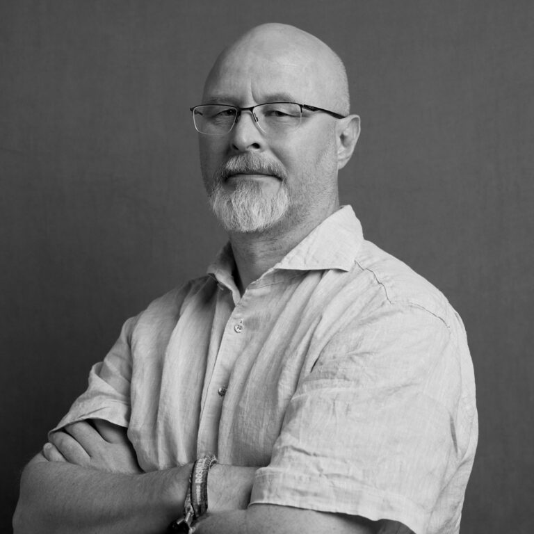 Portrett i sort-hvitt av Per Egil Roksvaag